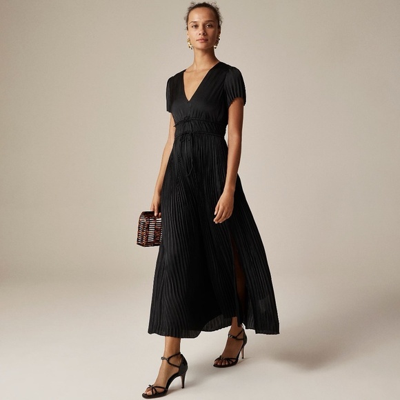 NWT!! J. CREW Pleated Tie Waist Dress Luster Georgette Solid Black Pleated 10 - Picture 1 of 16